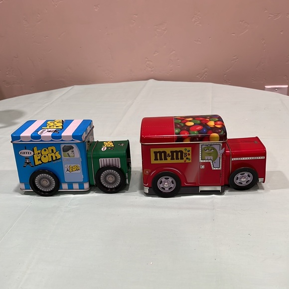 Bon bons and m&m’s tins - Picture 5 of 6